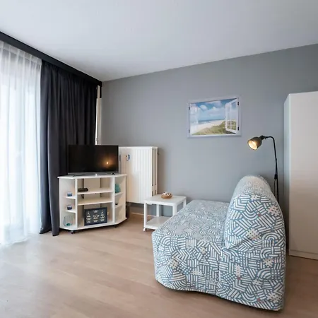 公寓 Blue I With Lateral Sea View By Interhome